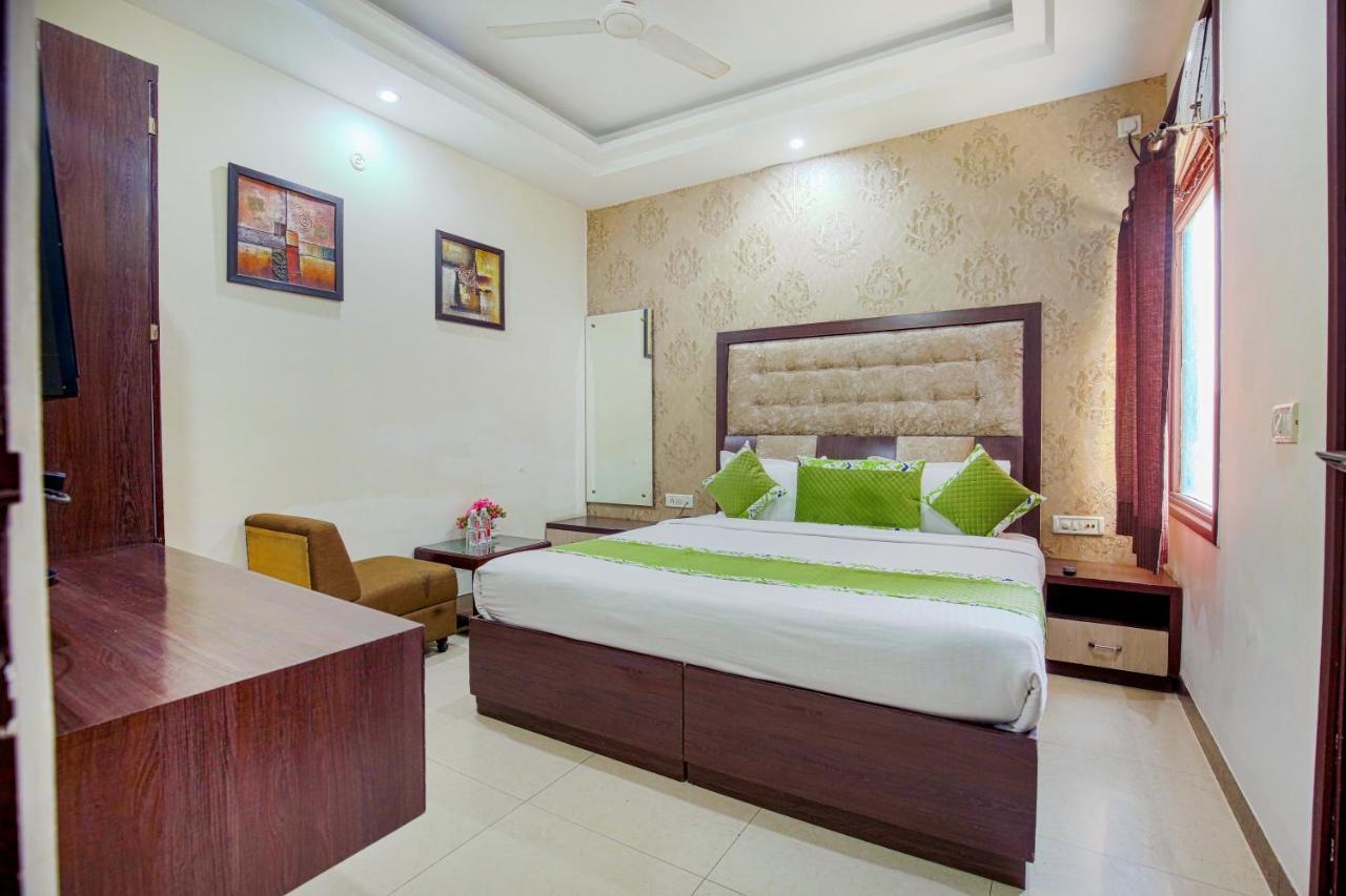 Vk Hotels & Resorts Amritsar Exterior photo