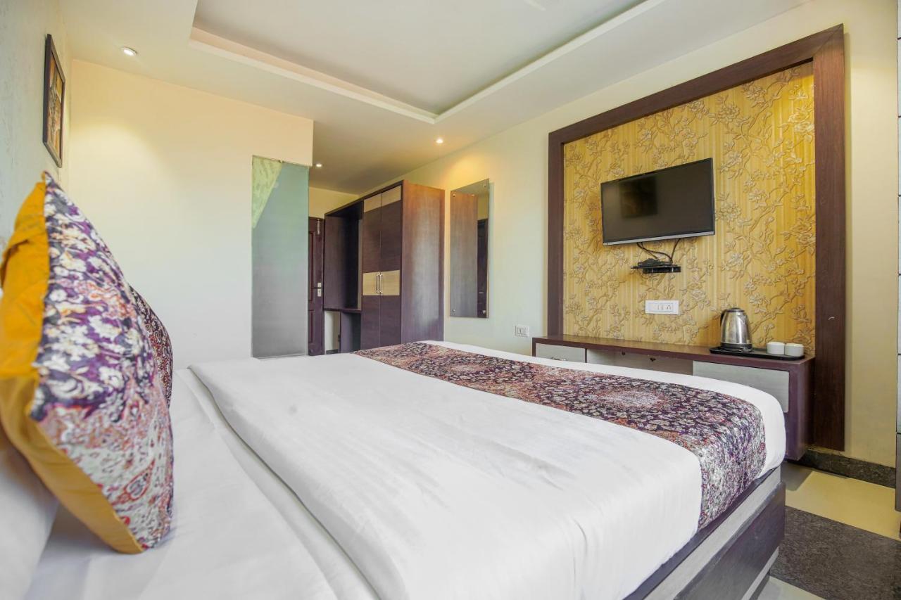 Vk Hotels & Resorts Amritsar Exterior photo